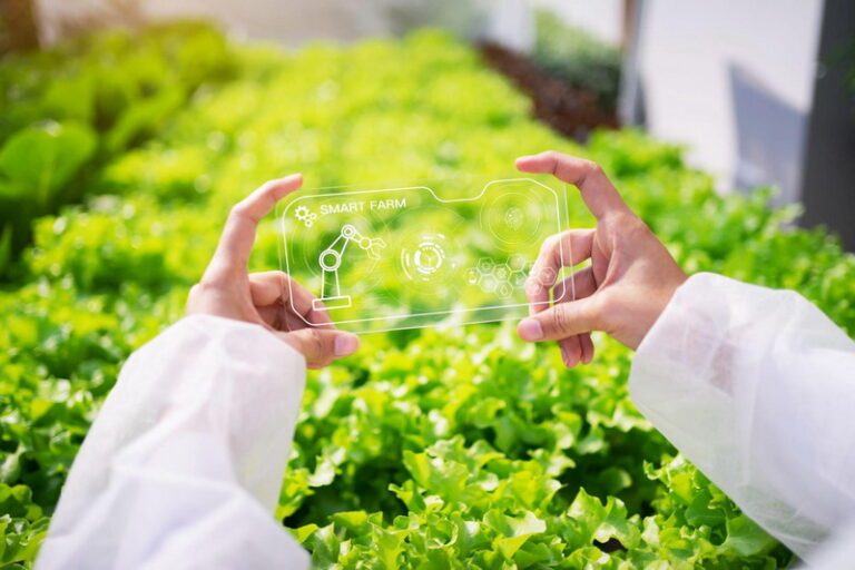 Smart Farming untuk Teknologi Pertanian