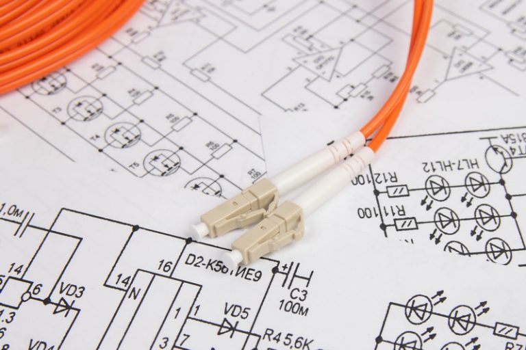Wiring Diagram dan Panel Builder Profesional
